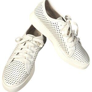 Mi.Im Milo Women's Perforated Low Top Sneakers Beige Size 8.5